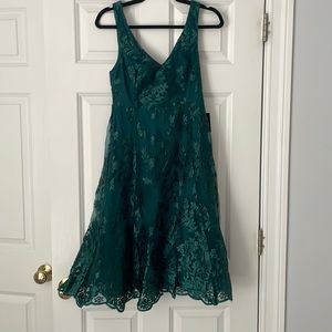 Mid length forest green shimmer dress! Never worn!